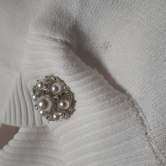 Lafty Lie top - Picture 9 of 9